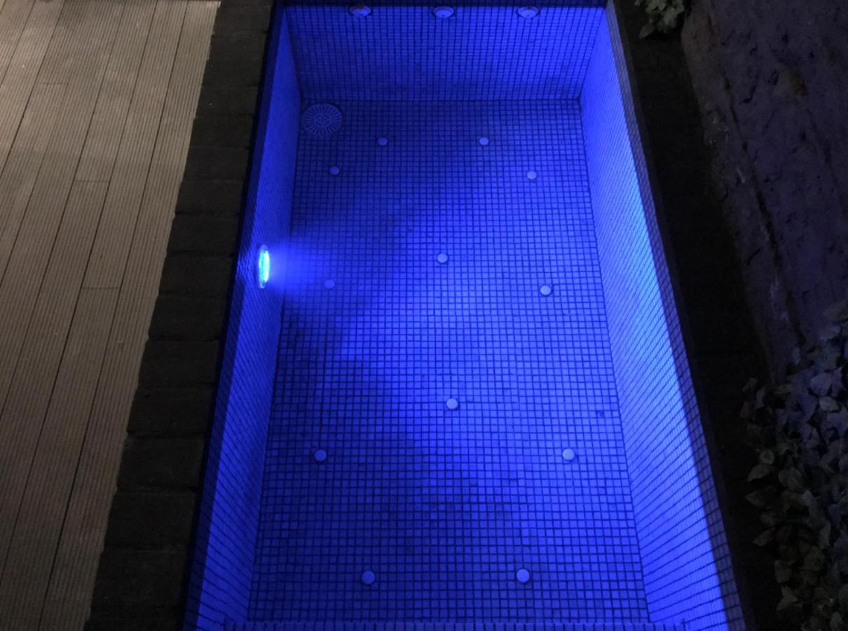 Pequeno Alojamiento Con Mini Piscina - No Climatizada Valencia Exterior photo